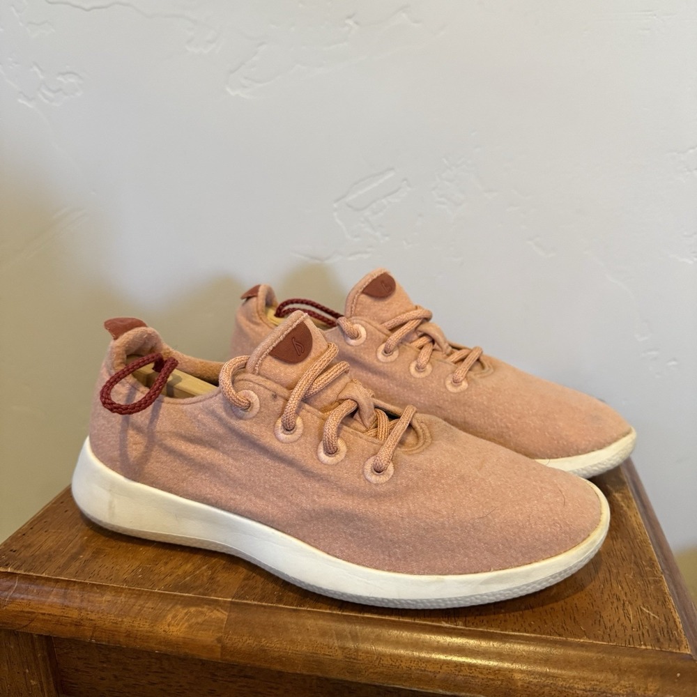 Allbirds Wool Runner Coral‎ Pink Lace Up Sneakers Womens 8 Merino Wool Trainers